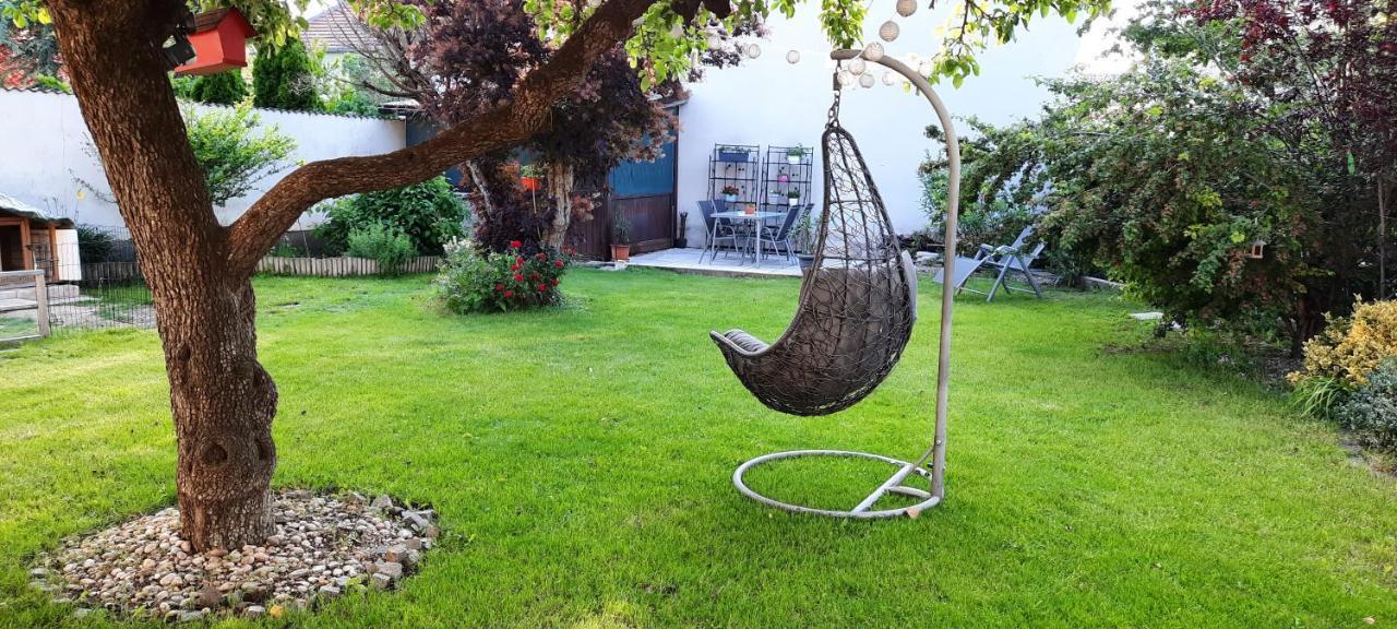 Ferienhaus Lina Neusiedl am See Bagian luar foto